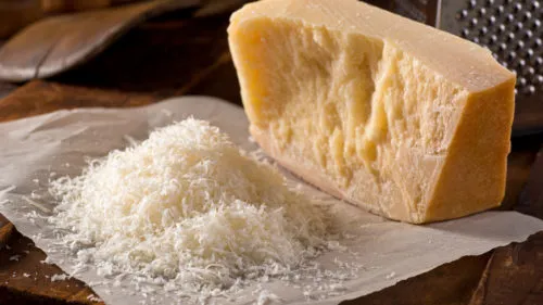 настоящий сыр Пармезан в Санкт-Петербурге
